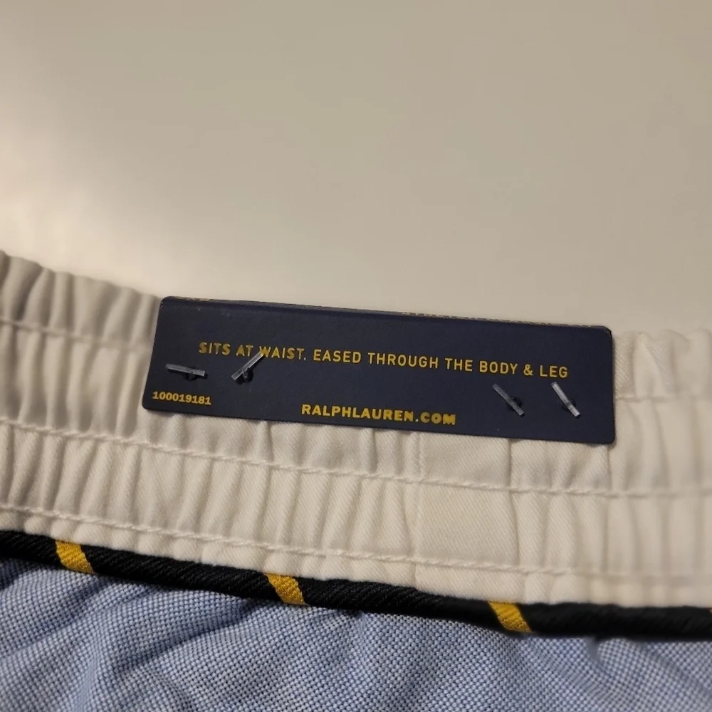 Polo Ralph lauren NWT Stretch classic fit shorts size 2TG.